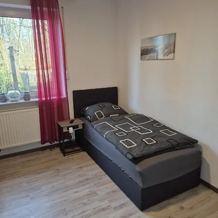 Hostel Wynajem Pokoi W Ruehle *